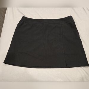 Classic Black Women's Skirt‎